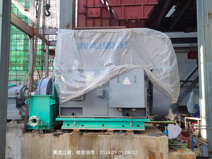 熱烈祝賀我司11臺(tái)大功率磁輪調(diào)速器在哈爾濱某集團(tuán)新建3×168T/h供熱鍋爐中成功投運(yùn)8臺(tái)